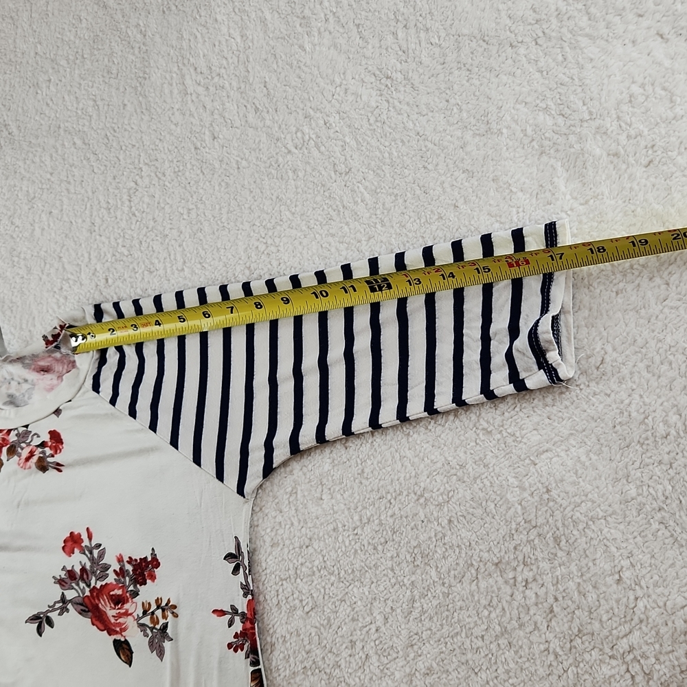 Floral and Striped tshirt, Size 12. So pretty 😍 - Picture 8 of 9